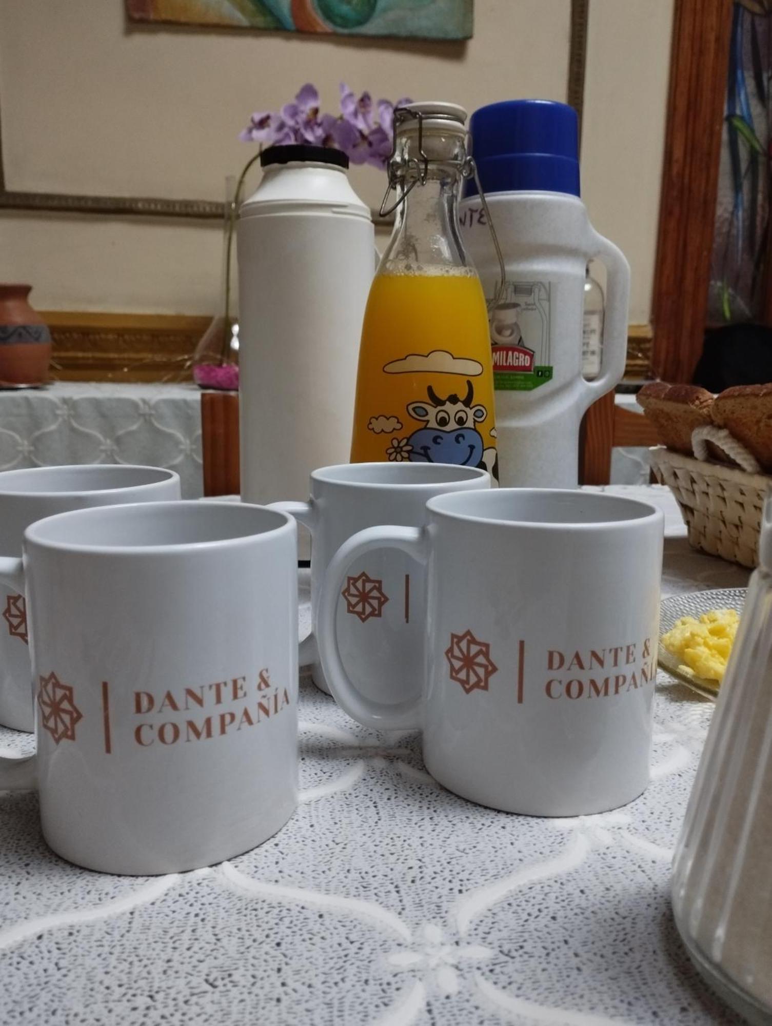 Dante Y Compania Hostel Buenos Aires Kamer foto